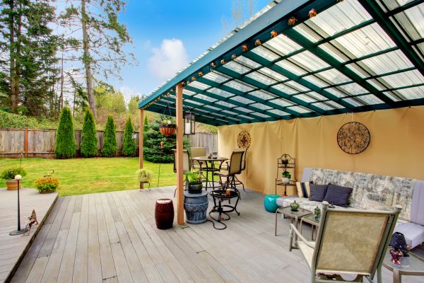 Professional Deck Roof Construction